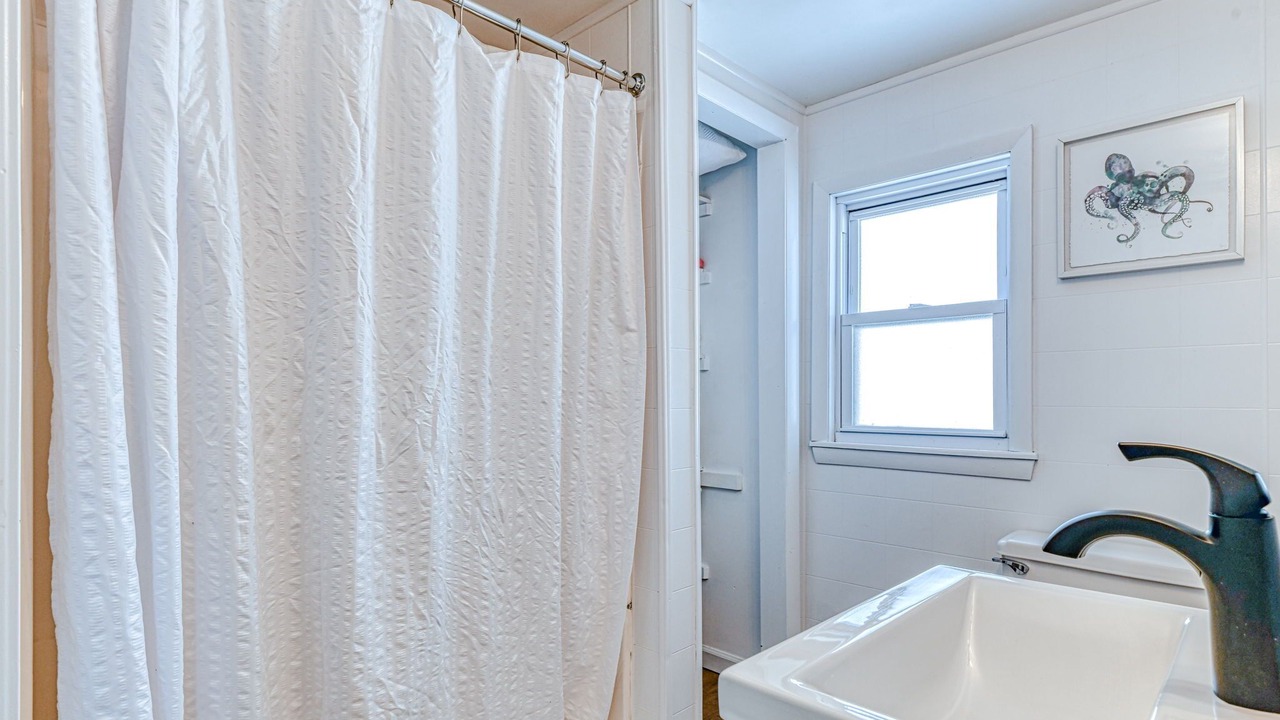 Photo of Bathroom in Ocean Grove