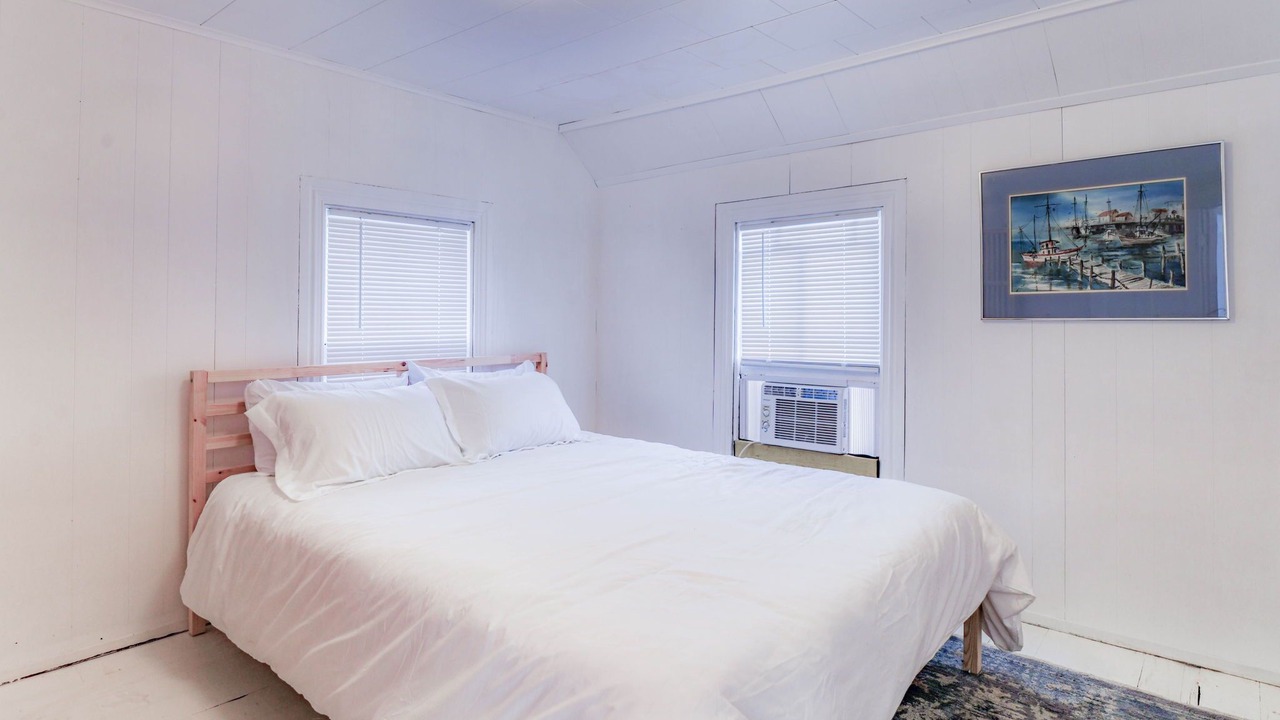 Photo of Bedroom in Ocean Grove
