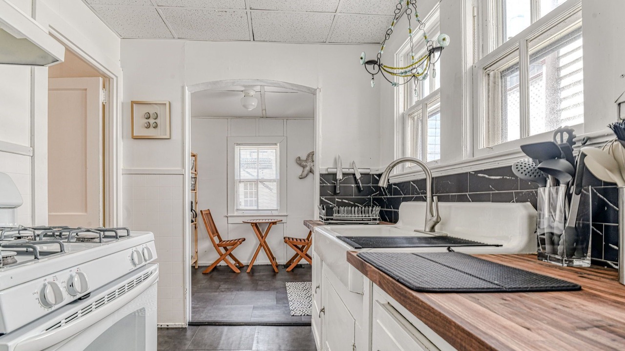Photo of Kitchen in Ocean Grove