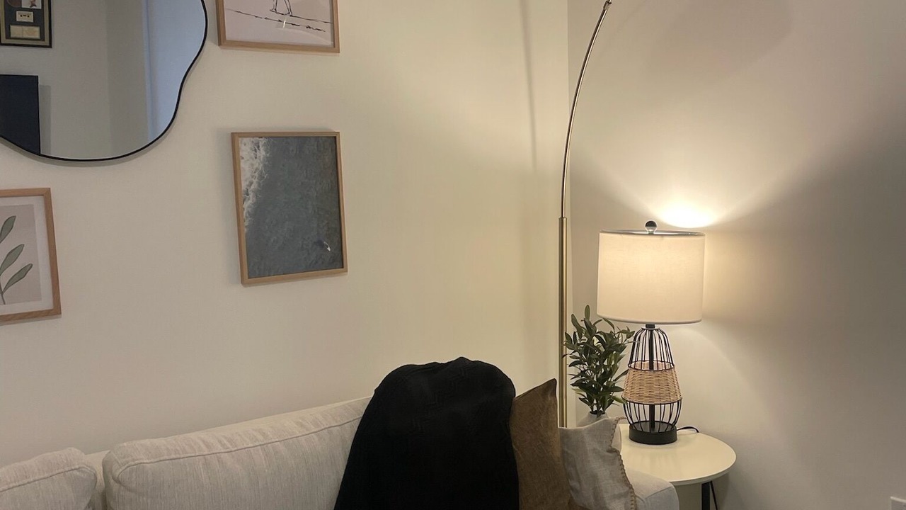 Photo of Livingroom in Beverly Heights