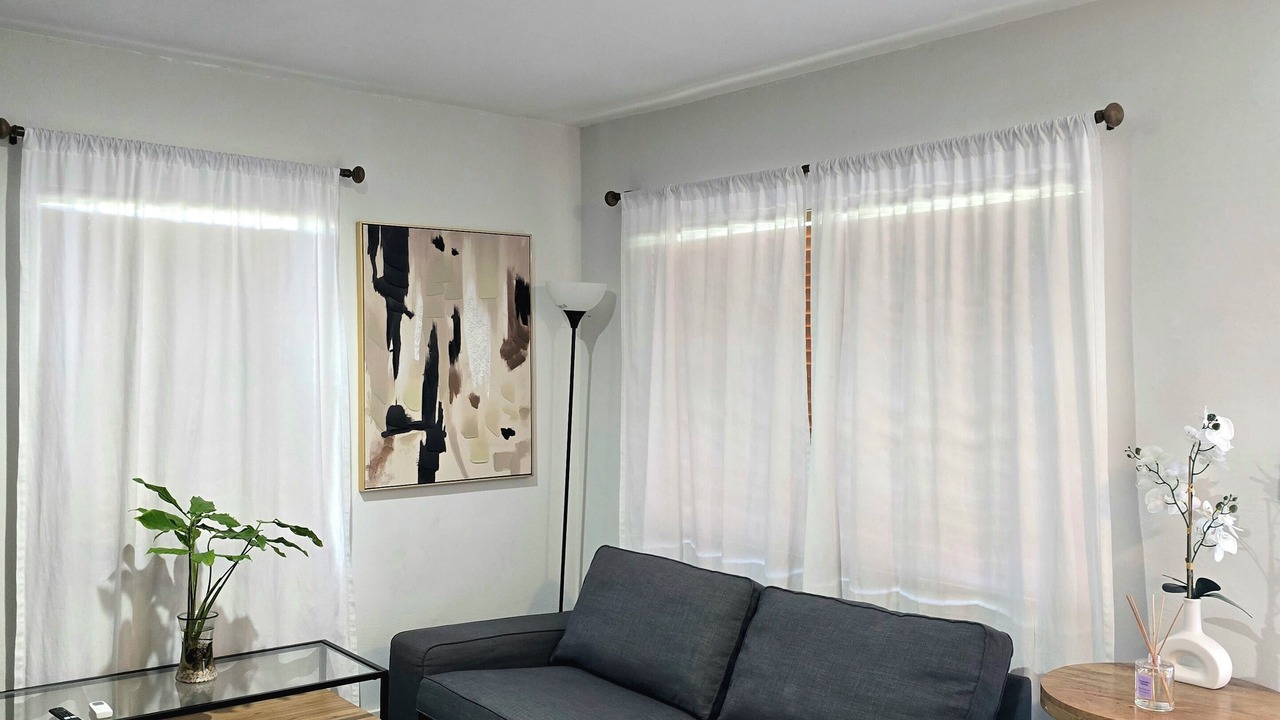 Photo of Livingroom in Middle River Terrace