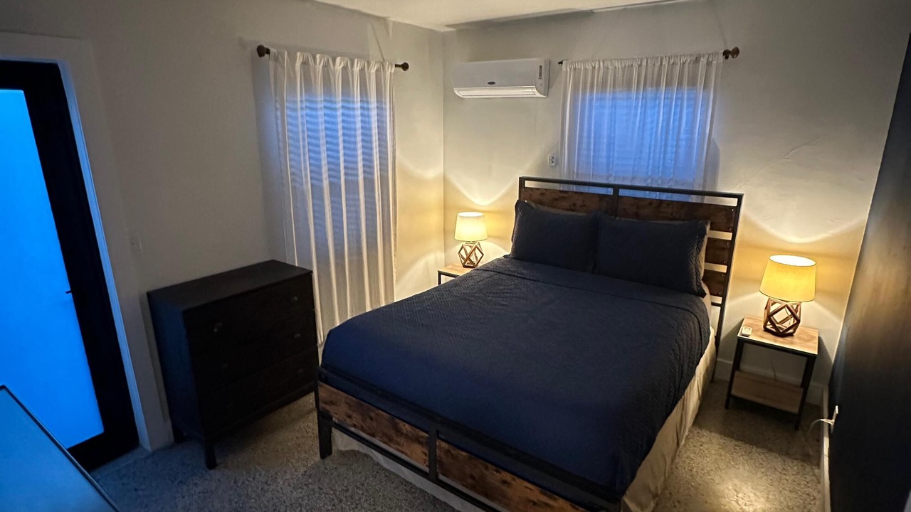 Photo of Bedroom in Middle River Terrace