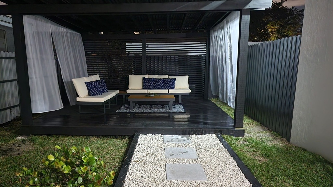 Photo of Patio Balcony in West Little River