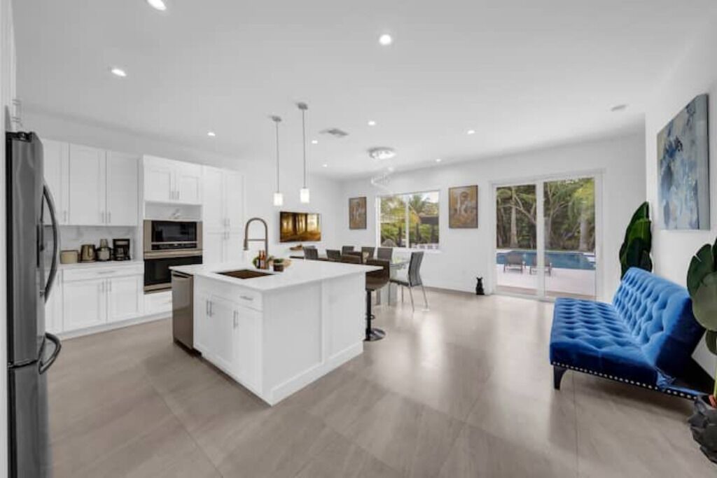 Photo of Kitchen in Golden Glades
