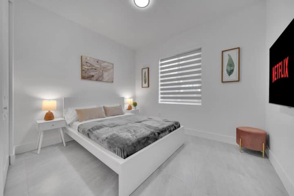 Photo of Bedroom in Golden Glades