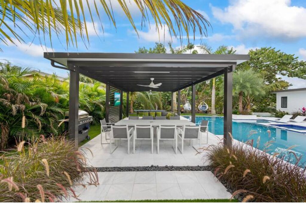 Photo of Outdoor in Golden Glades
