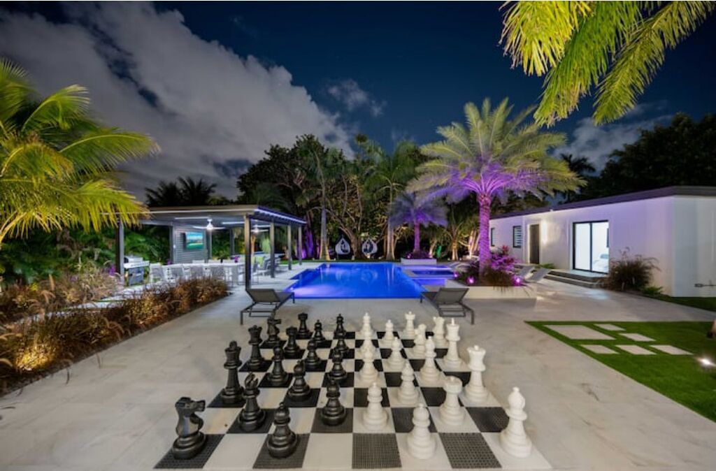Photo of Outdoor in Golden Glades