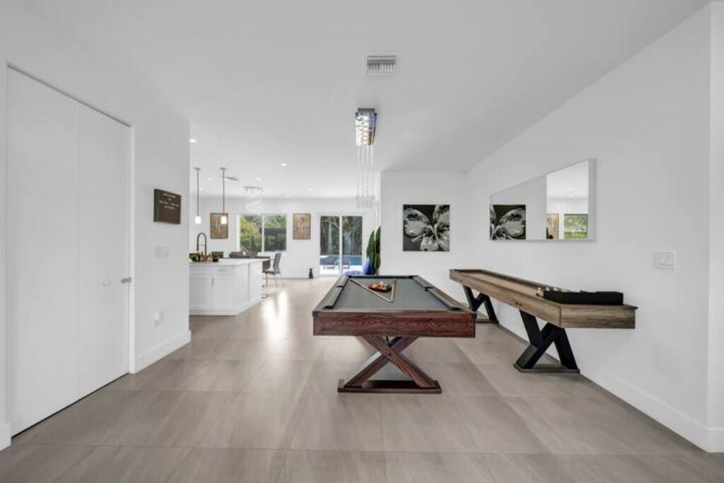 Photo of Bedroom in Golden Glades