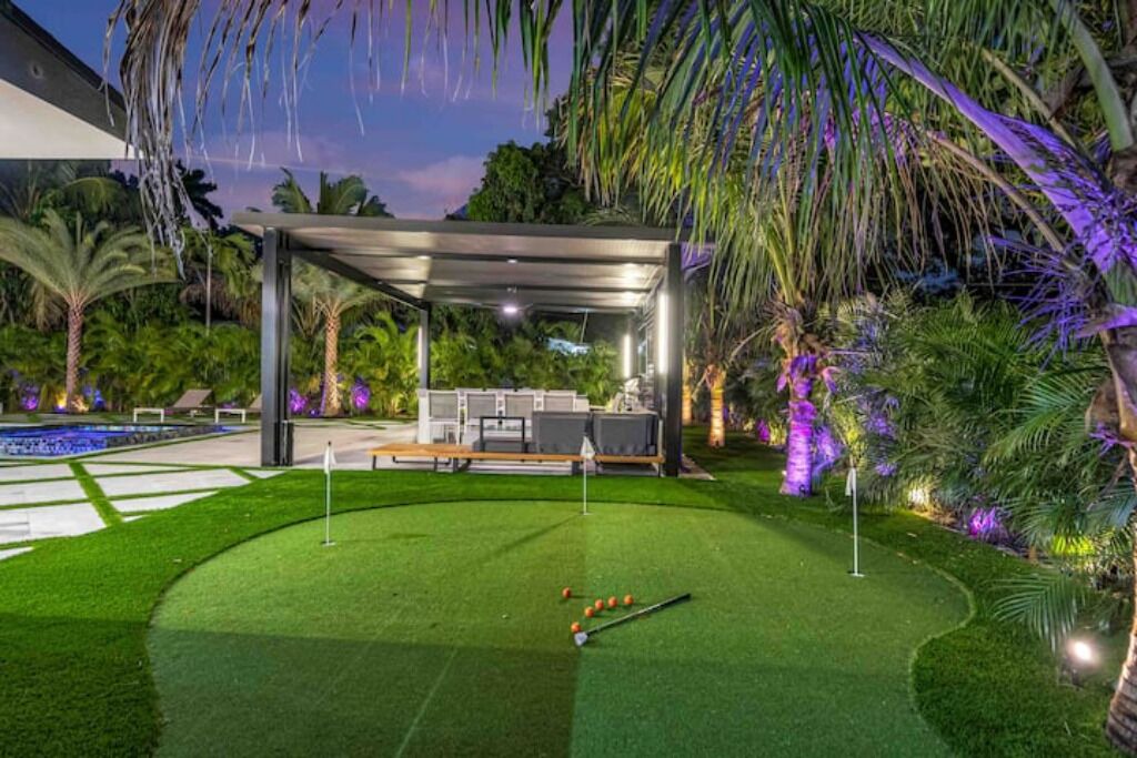 Photo of Outdoor in North Miami