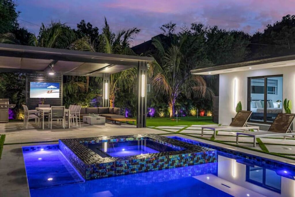 Photo of Outdoor in North Miami