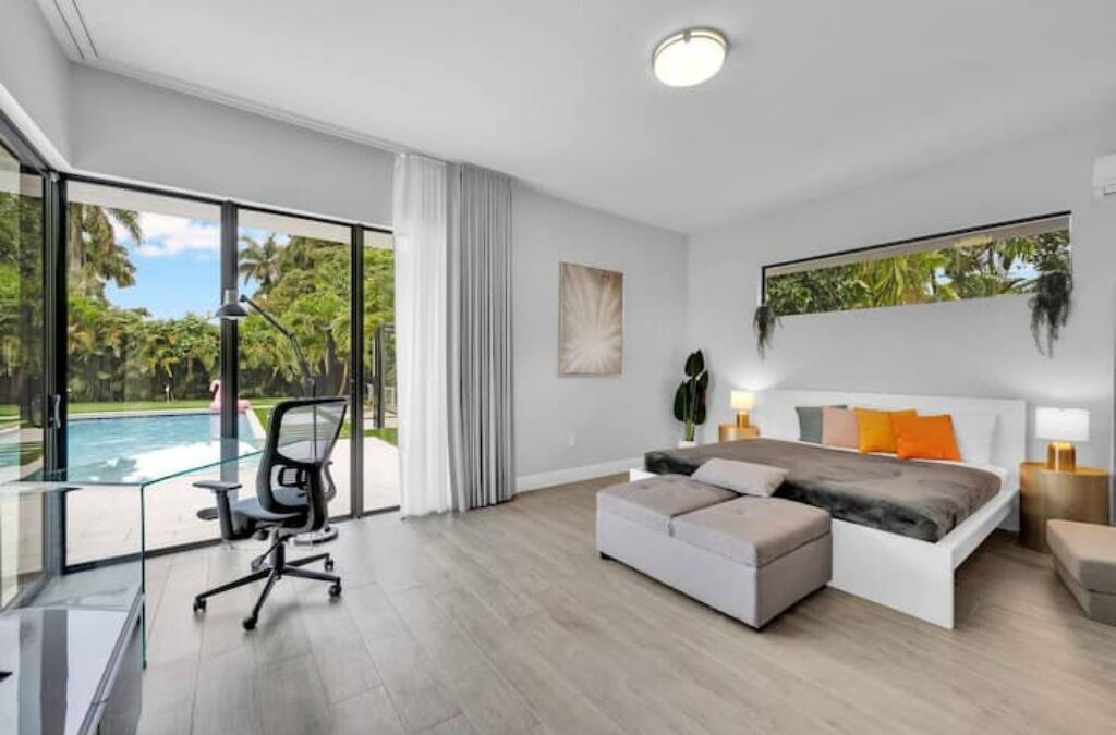 Photo of Bedroom in Golden Glades
