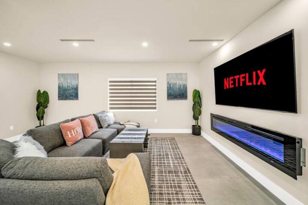 Photo of Livingroom in Golden Glades
