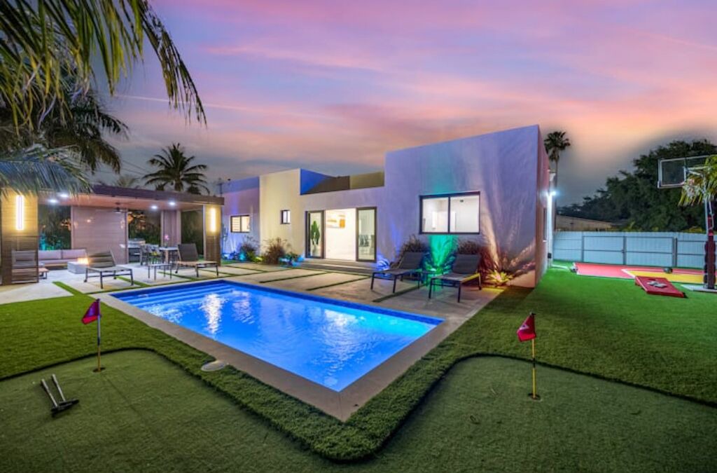 Photo of Outdoor in Golden Glades