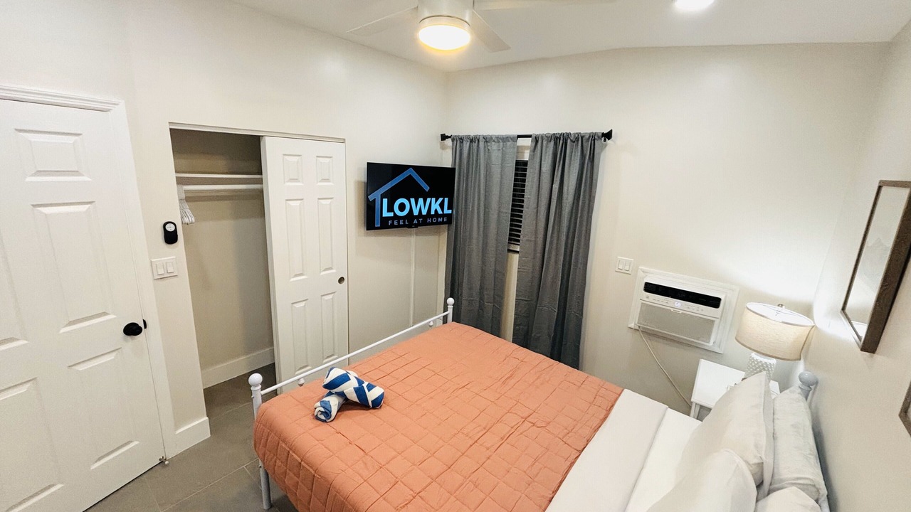 Photo of Bedroom in Lake Ridge