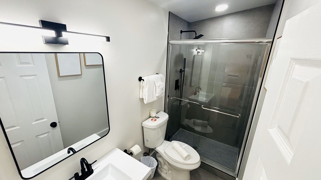 Photo of Bathroom in Lake Ridge