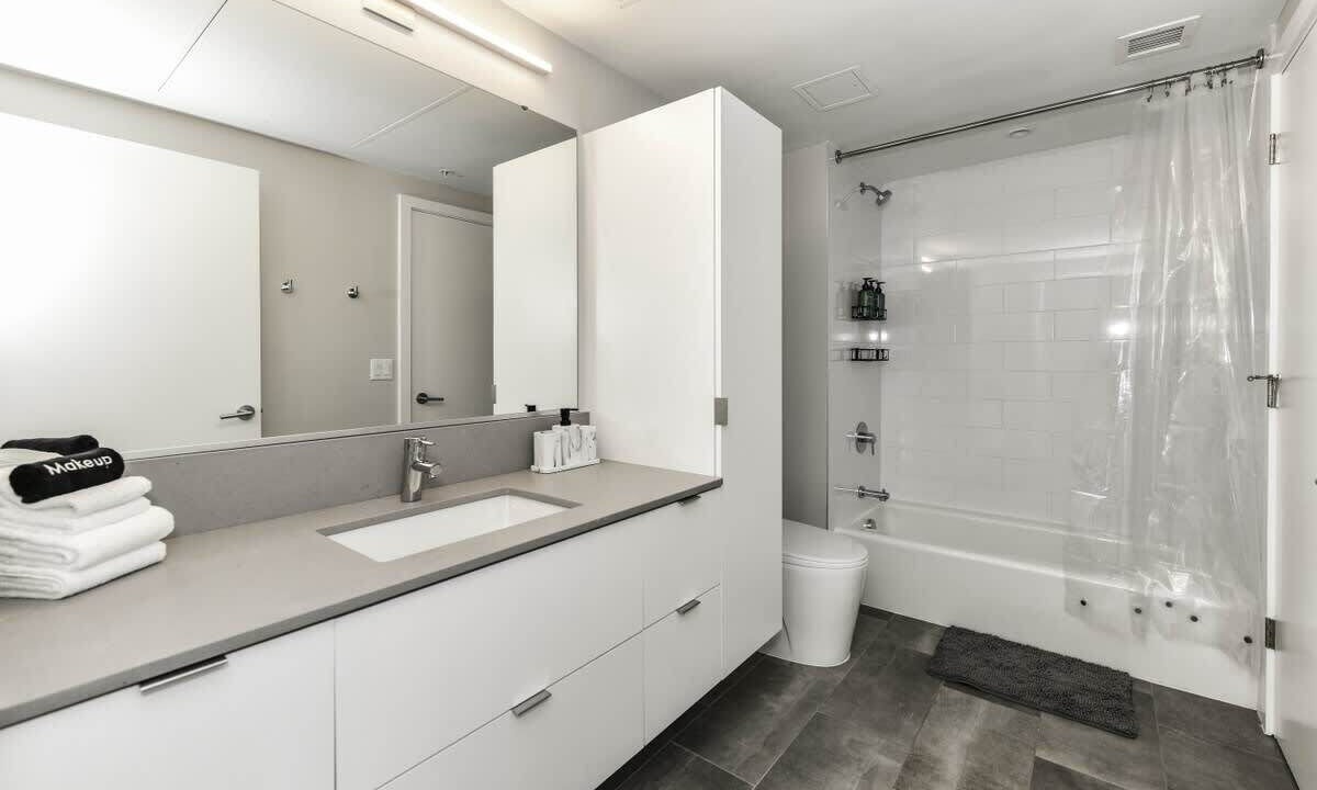 Photo of Bathroom in Crystal City