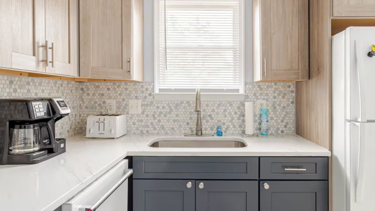Photo of Kitchen in Caine Woods