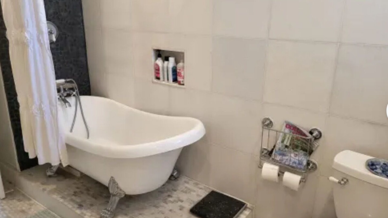 Photo of Bathroom in Coral Springs