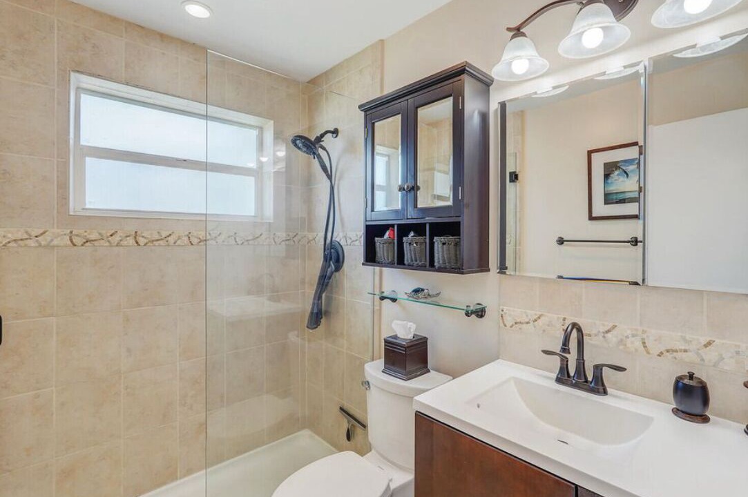Photo of Bathroom in Lighthouse Point