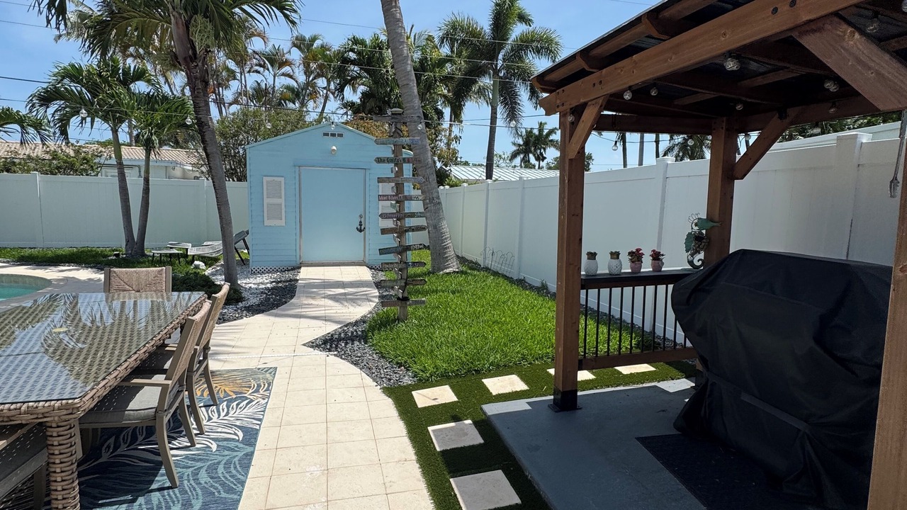 Photo of Outdoor in Lighthouse Point