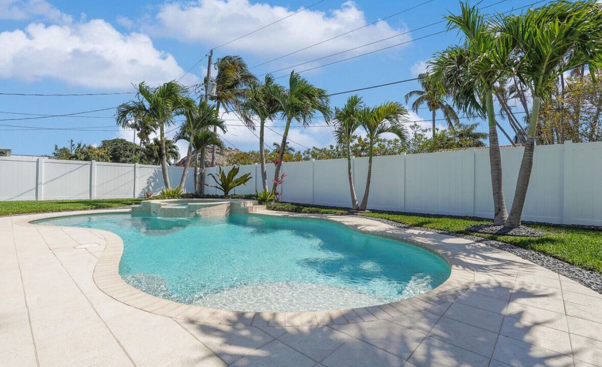 Photo of Outdoor in Lighthouse Point
