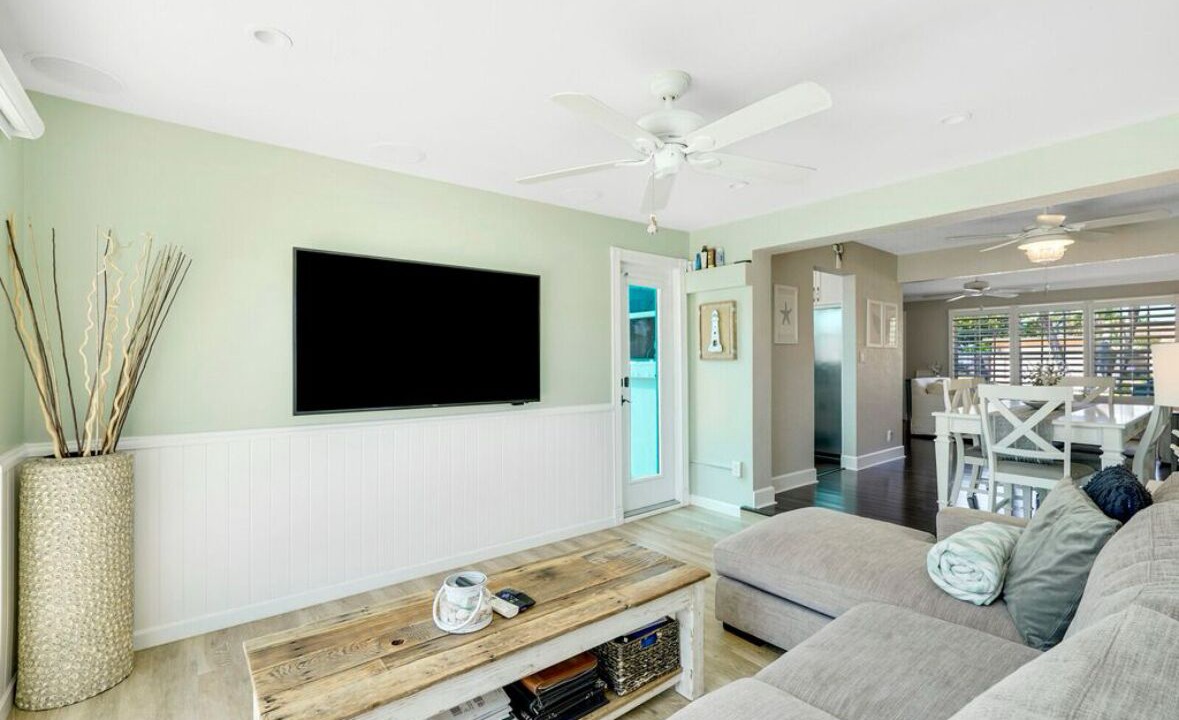 Photo of Livingroom in Lighthouse Point