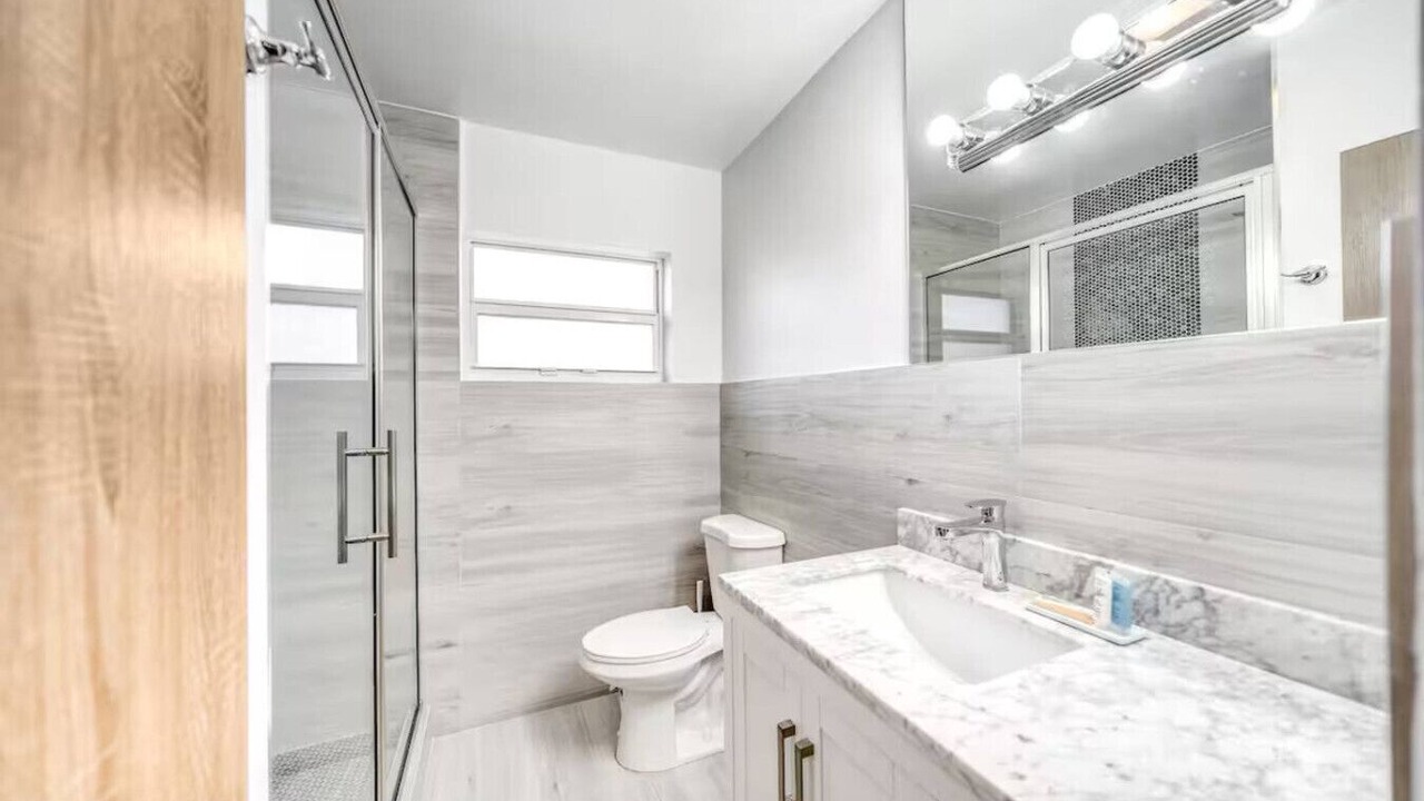 Photo of Bathroom in Coral Ridge