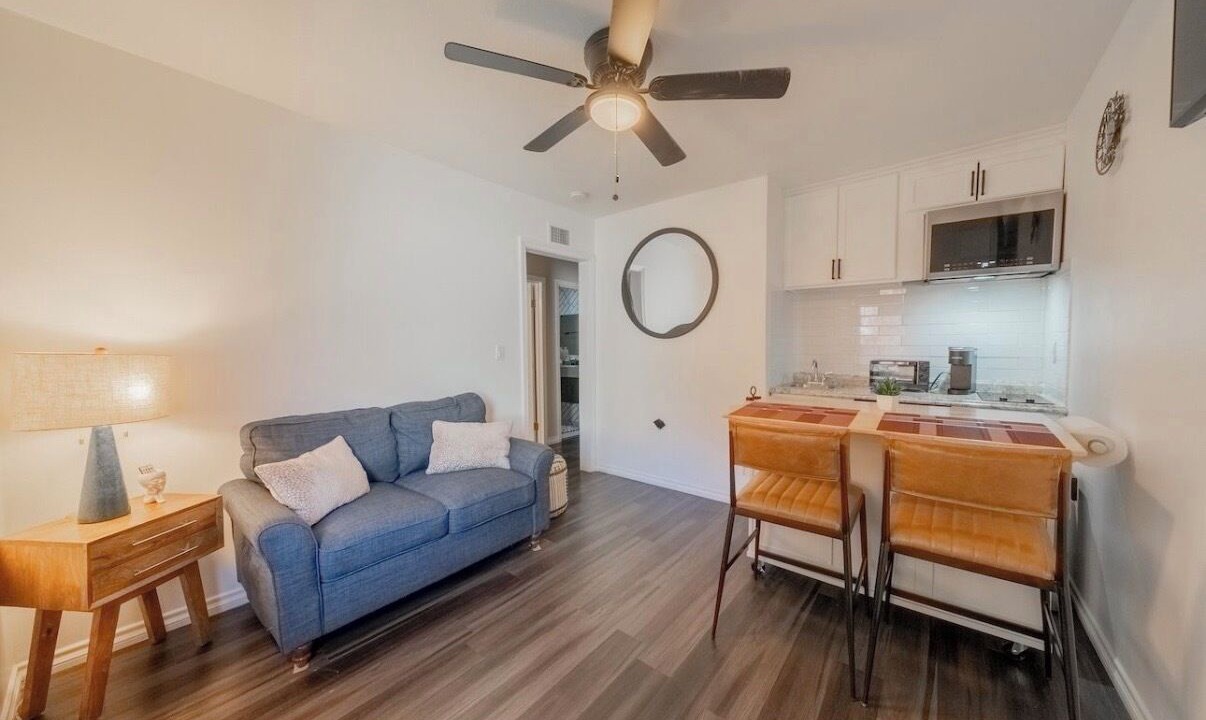 Photo of Livingroom in Santa Susana