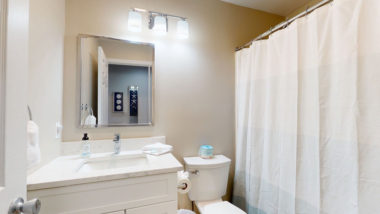 Photo of Bathroom in Fenwick Island