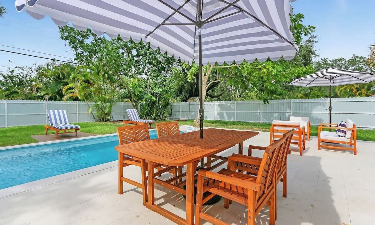 Photo of Outdoor in North Miami