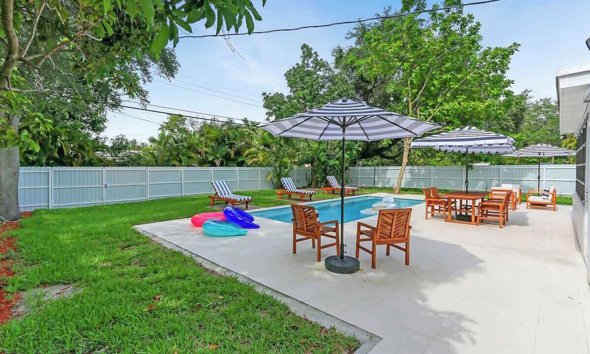 Photo of Outdoor in North Miami