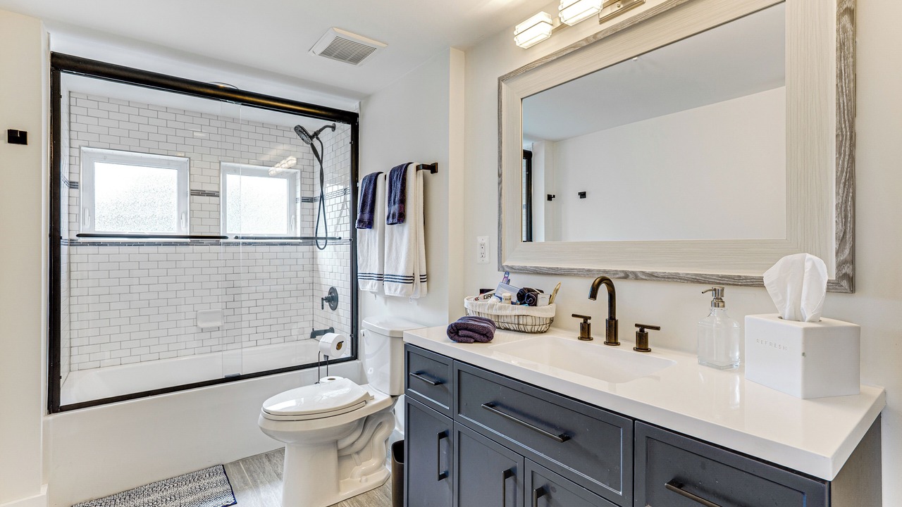 Photo of Bathroom in Solomons