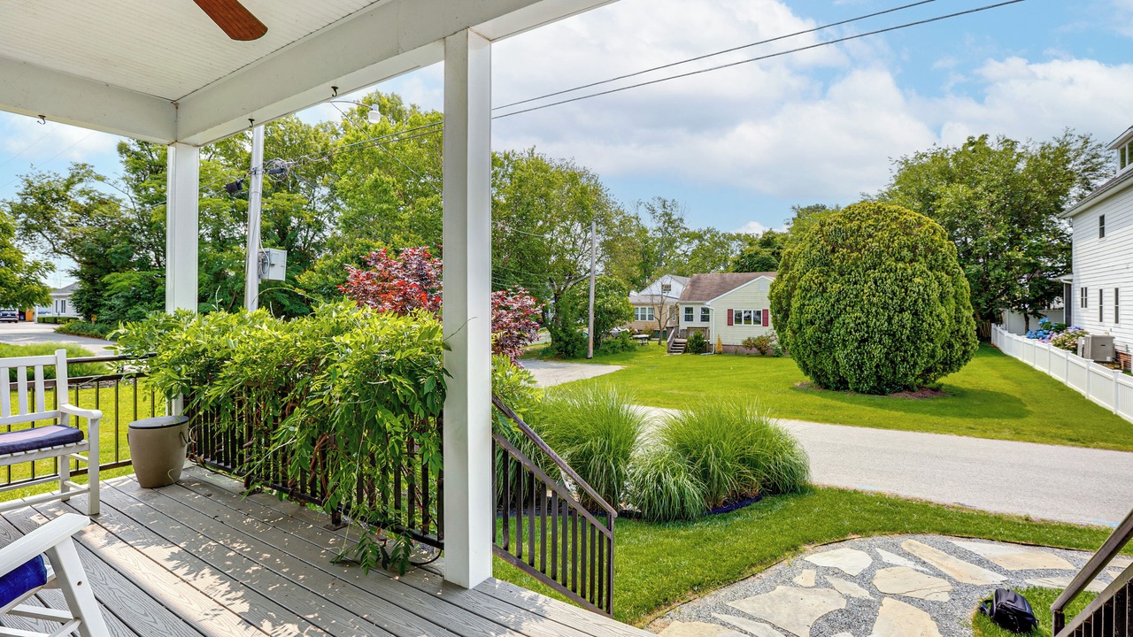 Photo of Patio Balcony in Solomons