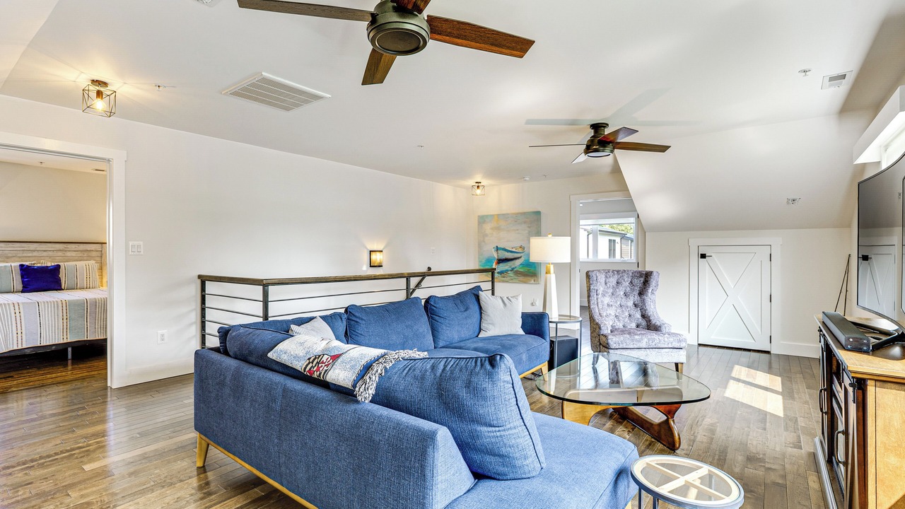 Photo of Livingroom in Solomons