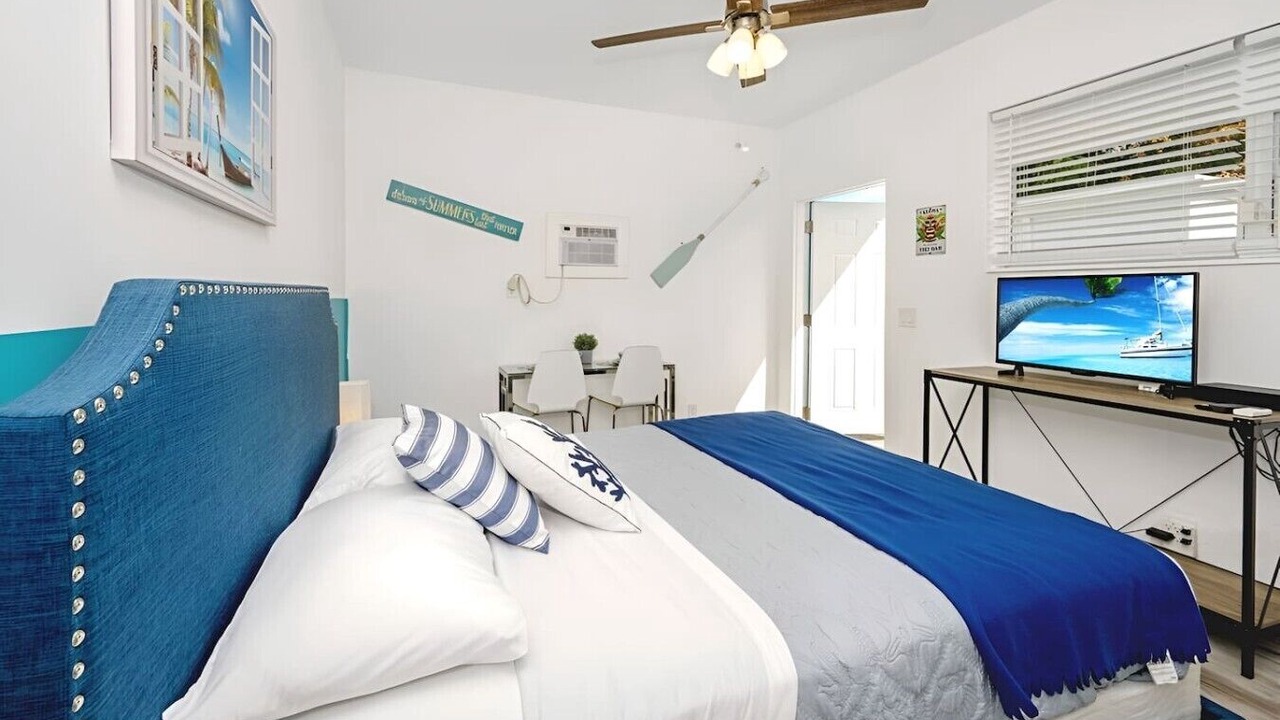 Photo of Bedroom in South Lake