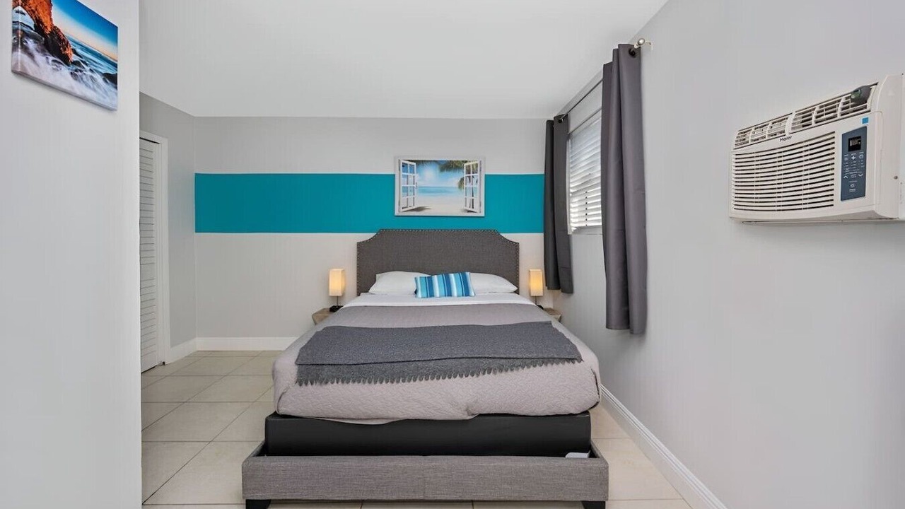 Photo of Bedroom in South Lake