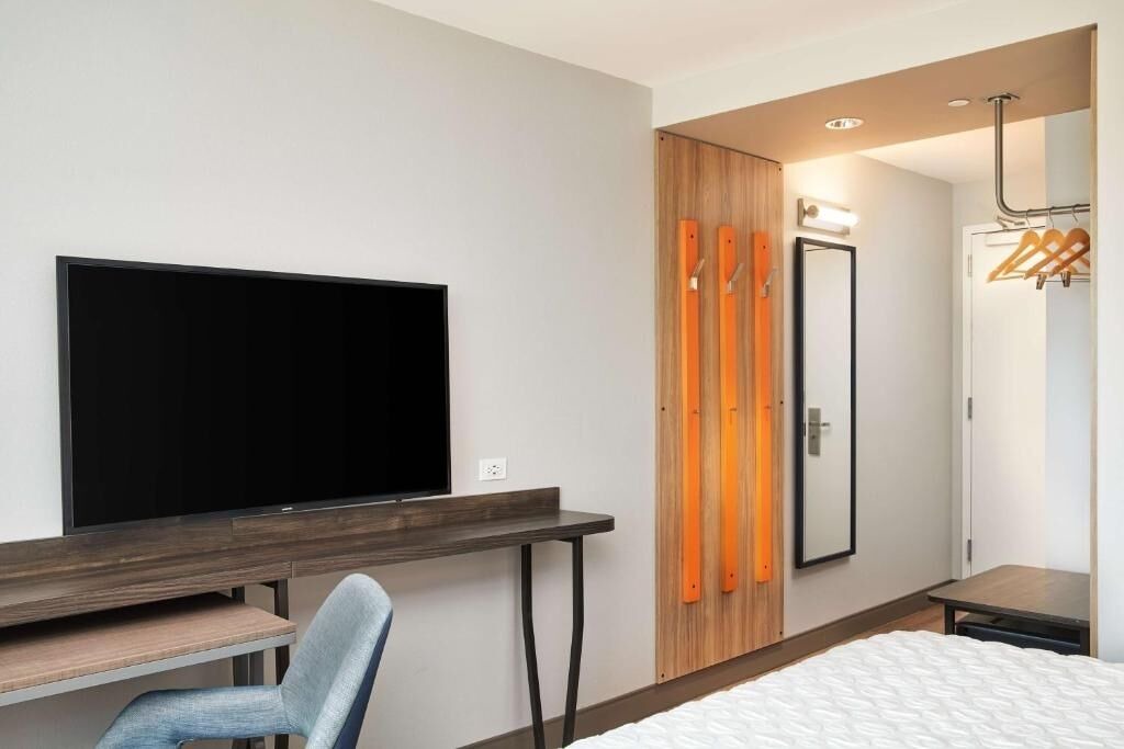 Photo of Bedroom in Dania Beach