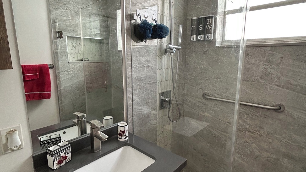 Photo of Bathroom in Margate
