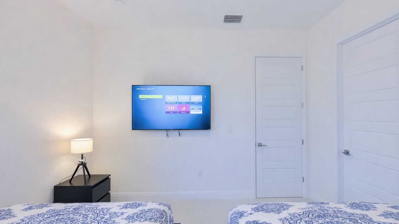 Photo of Bedroom in Davie