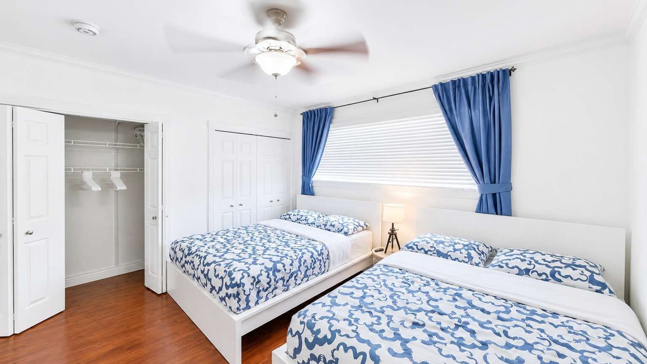 Photo of Bedroom in Hallandale Beach