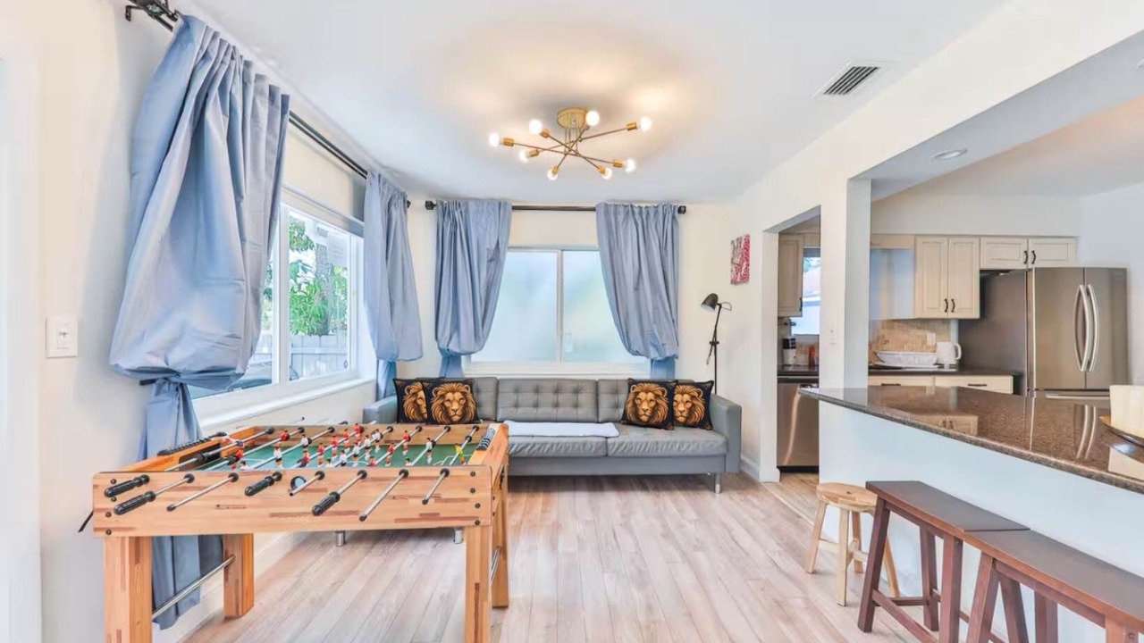 Photo of Bedroom in Royal Poinciana