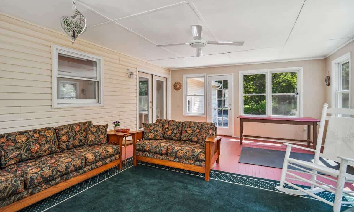 Photo of Livingroom in Barstow