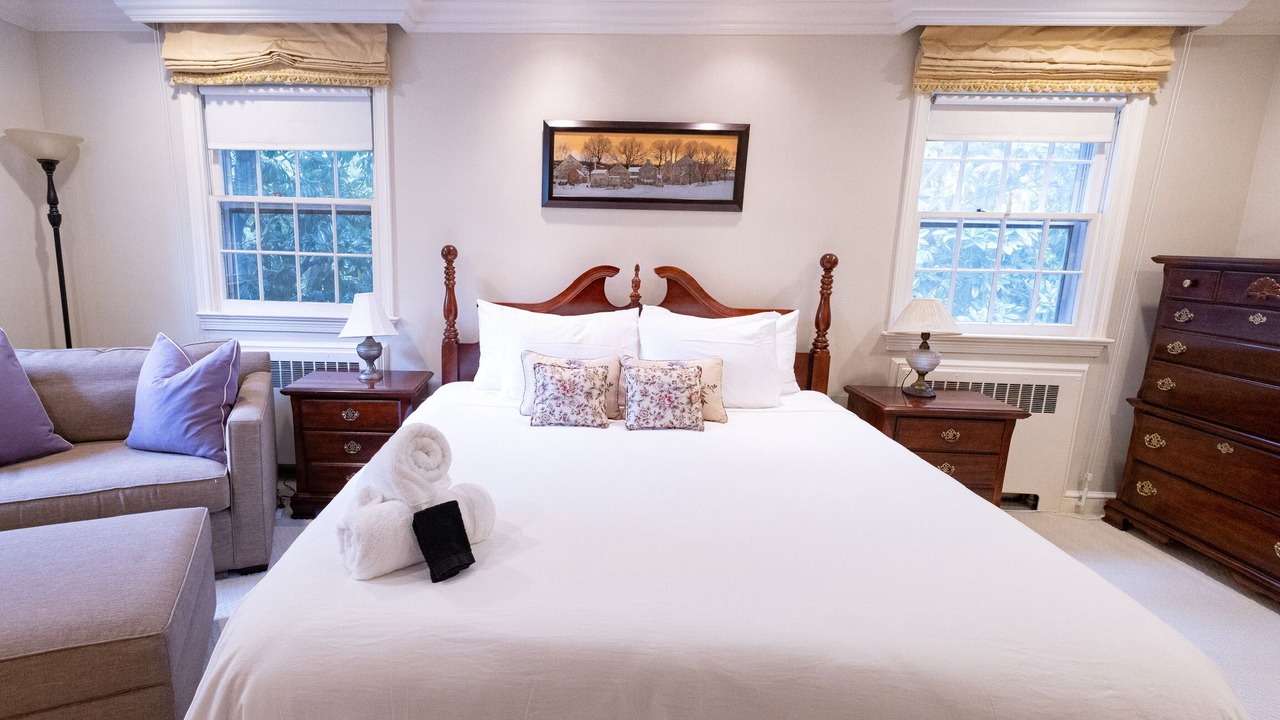 Photo of Bedroom in Old Town West