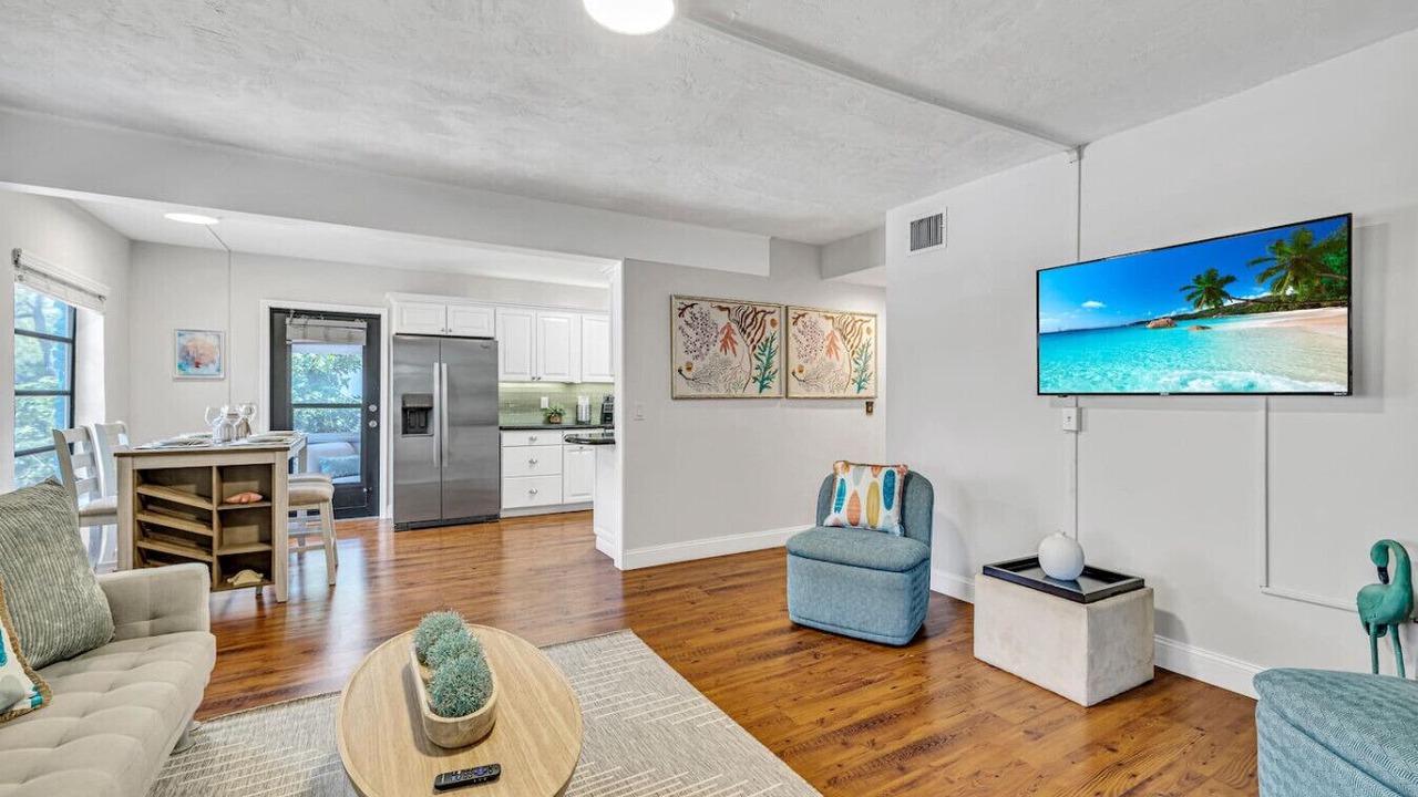 Photo of Livingroom in Lauderdale-by-the-Sea