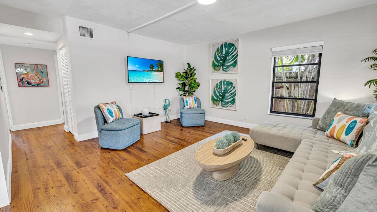 Photo of Livingroom in Lauderdale-by-the-Sea