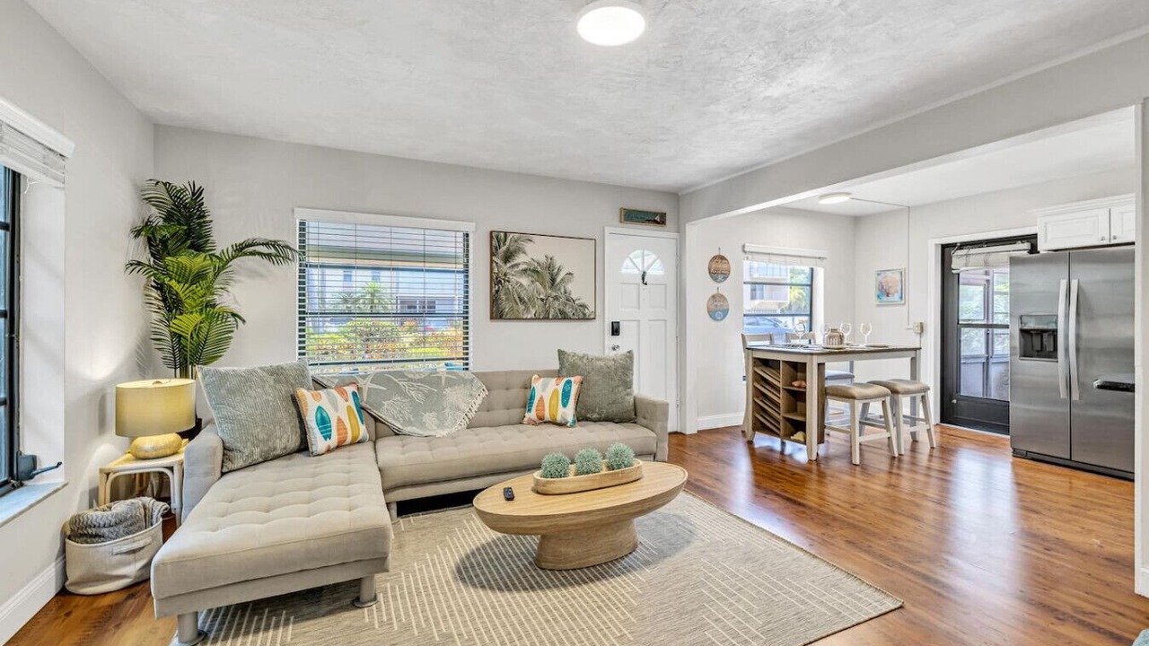 Photo of Livingroom in Lauderdale-by-the-Sea