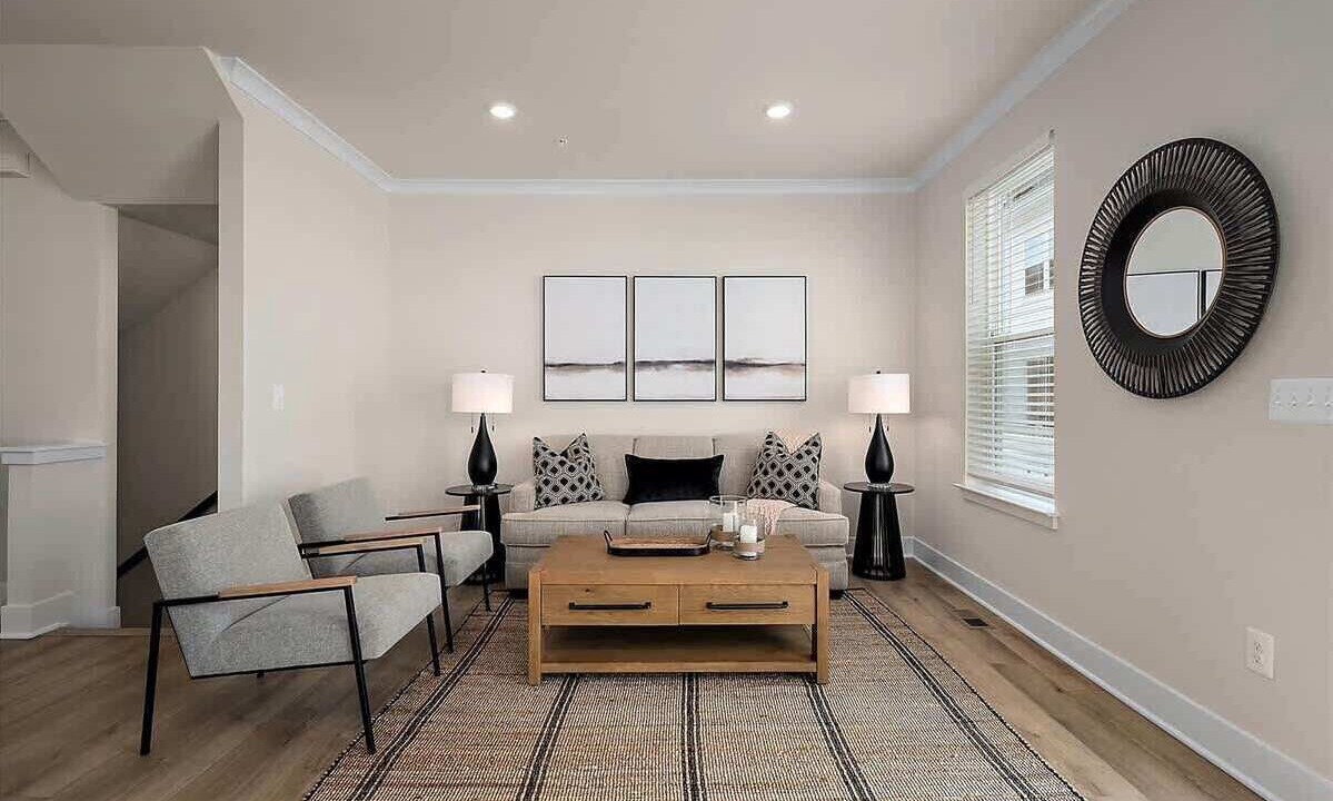 Photo of Livingroom in Caine Woods
