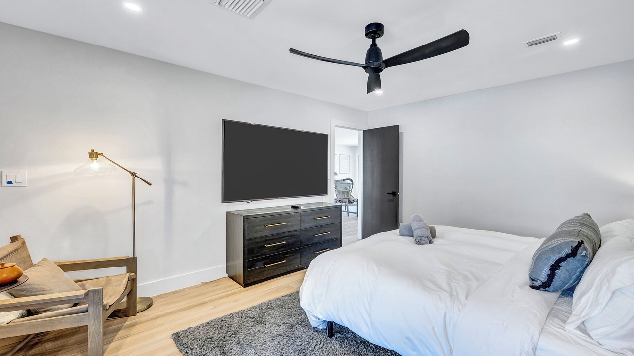 Photo of Bedroom in Deerfield Beach
