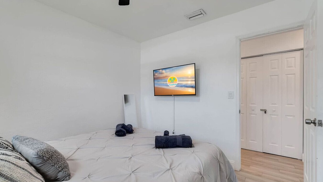 Photo of Bedroom in Driftwood