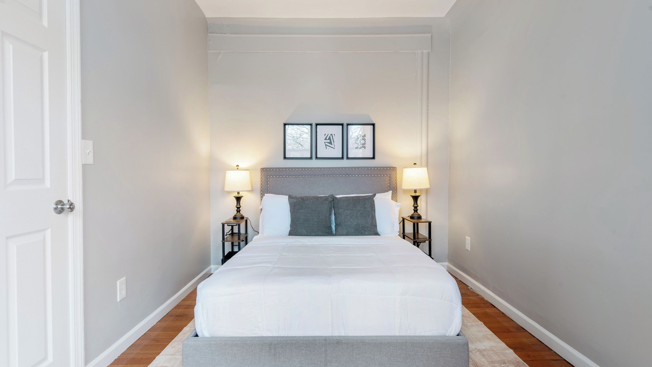 Photo of Bedroom in Lower Vailsburg